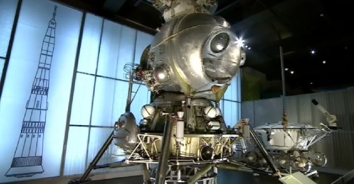 В Лондон на космическую выставку привезли из РФ редкие экспонаты и Терешкову