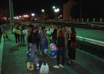 Дорого внимание: волонтеры в Николаеве поприветствовали бойцов 28-й бригады, возвращающихся с передовой