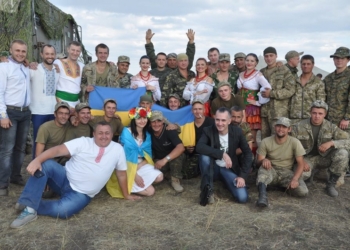 Николаевские артисты дали на «Широком Лане» концерт для бойцов 28-й бригады