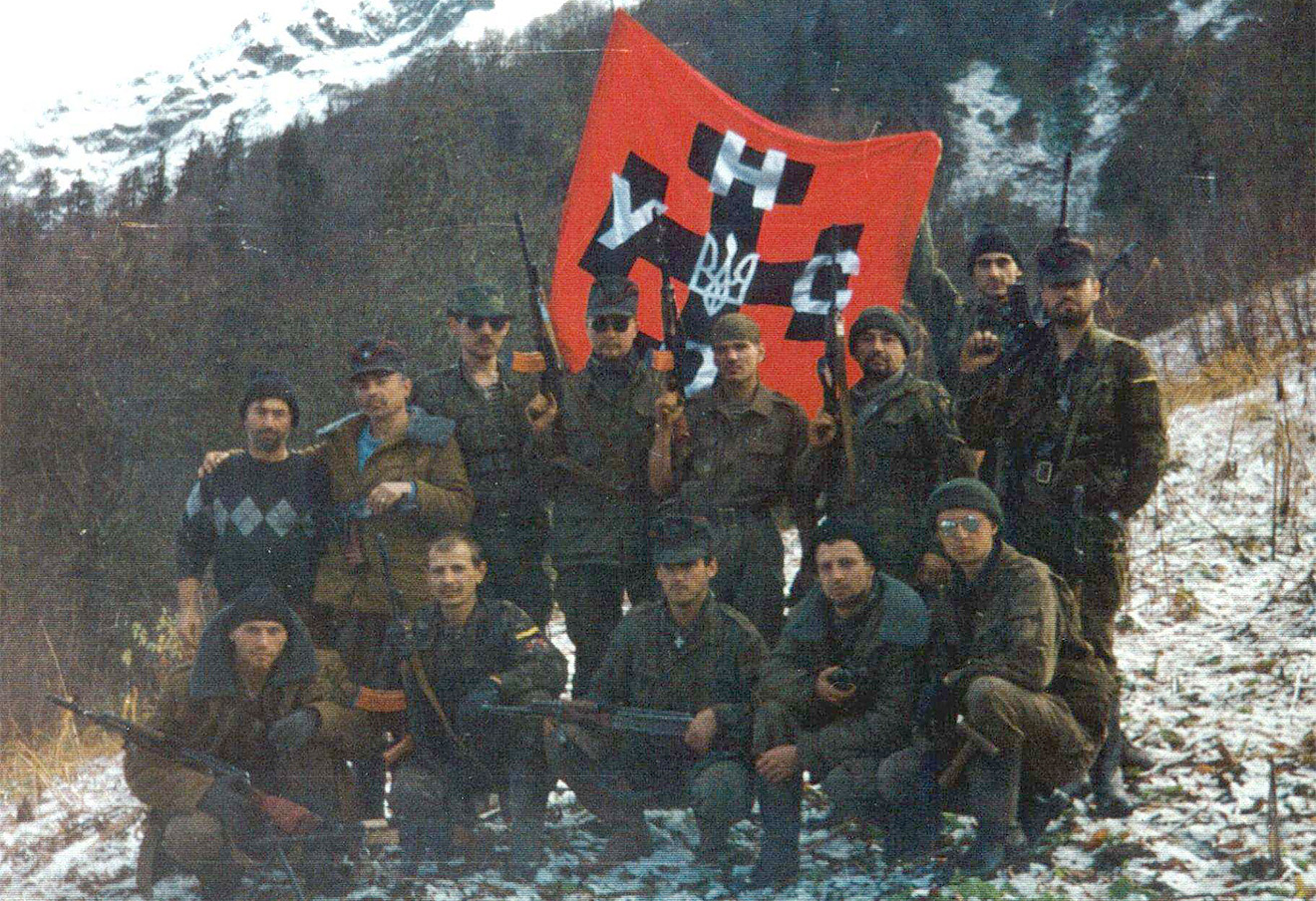 “Дело воинственного Яценюка”. Уже не смешно, в РФ пытали людей, чтобы “выбить” против Арсения нужные показания