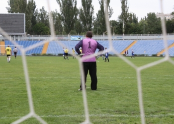 Накануне Дня города Николаева предприниматели и журналисты сыграли в футбол