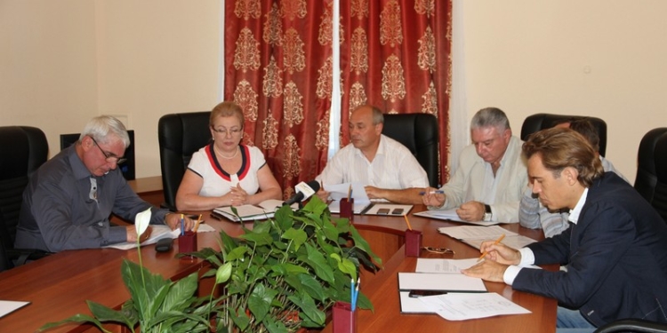 Без споров не обошлось: планово-бюджетная комиссия поддержала проект изменений в бюджет города Николаева на 2015 год