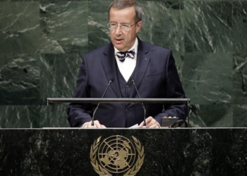 Президент Эстонии заболел после укуса клеща