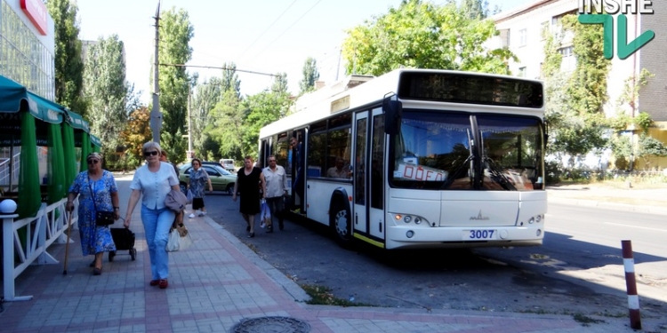 В Николаеве появился первый «говорящий» троллейбус – объявляет остановки и маршрут для слабовидящих людей