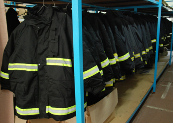 Спасателям Николаевщины передали 71 комплект огнетермостойкой защитной одежды