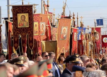 Крестный ход по разнарядке. В Петербурге на шествие – как на митинг