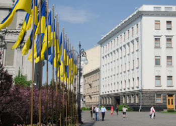 В Украине изобрели инвалидную коляску-вездеход. Покажут сегодня