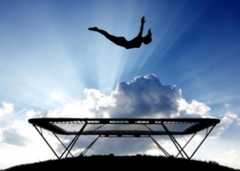 Украинки выиграли “бронзу” на Кубке мира по прыжкам на батуте