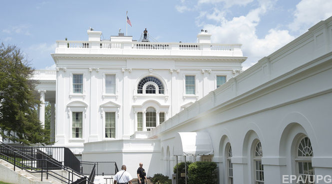 Белый Дом показывает желтую карточку Порошенко и Яценюку. Будет ли красная?