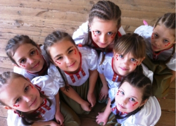 Николаевские школы могут выиграть компьютерный класс от ЮниорБанка