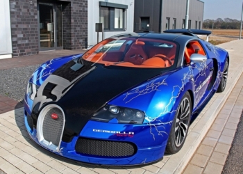 Яресько хочет обложить налогом все люксовые автомобили