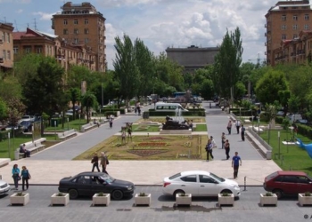 В Ереване полиция разогнала “майдан”