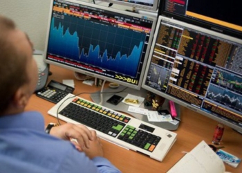 Глава Комиссии по ценным бумагам намерен сократить число бирж