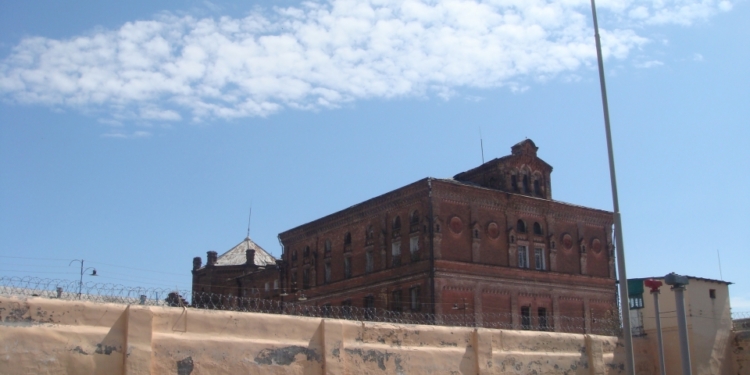 В Казанковской исправительной колонии задержали правоохранителя, который торговал наркотиками