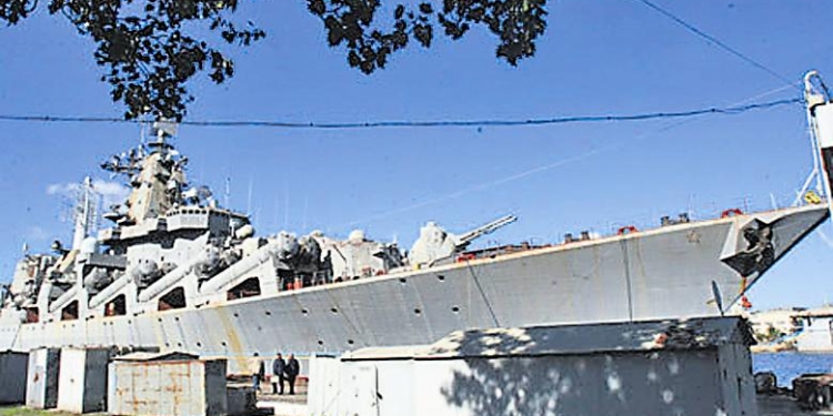 Крейсер “Украина” таки продадут, а морскую авиацию оснастят беспилотниками