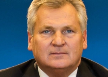 Квасьневский: Путин затеял игру, чтобы заставить Запад ослабить давление на РФ