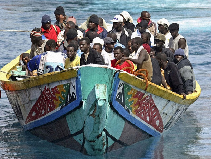 У берегов Турции перевернулась лодка с мигрантами, 18 человек погибли 1