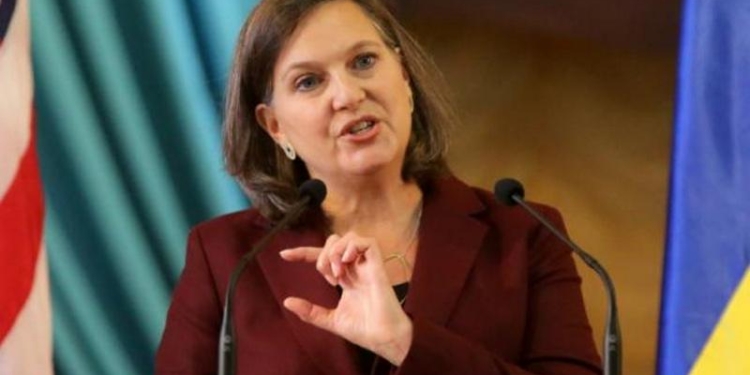 США сохранят санкции, пока РФ не выполнит минские соглашения, – Нуланд