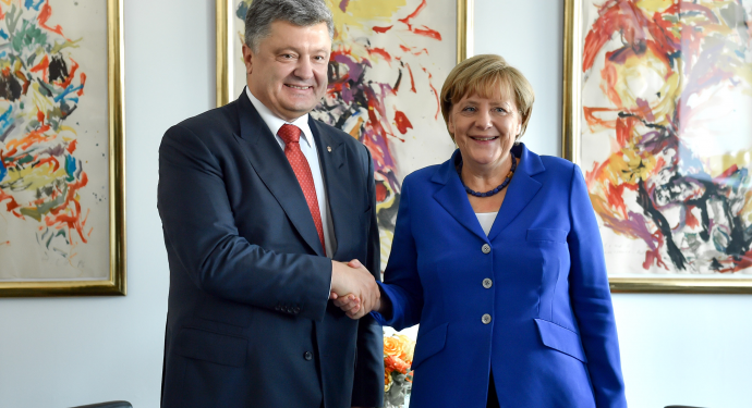 Украина – это что-то одно, а Сирия – что-то другое. Порошенко и Меркель в очередной раз поговорили
