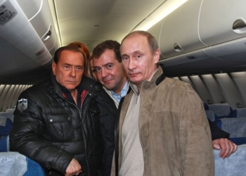 Берлускони и Путин отправились в оккупированный Крым