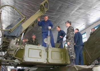 С начала проведения АТО для ВС Украины восстановлено и отремонтировано более 30 тысяч единиц вооружения и военной техники