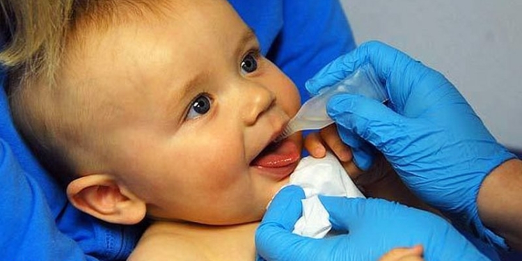 МОЗ Украины подтвердило вспышку полиомиелита. Под угрозой – все непривитые дети