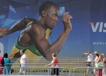 Visa с 1 октября может отключить карты российских банков