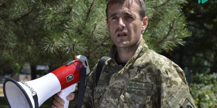 На главу николаевского «Правого сектора» открыли уголовное дело и объявили о подозрении в совершении преступления