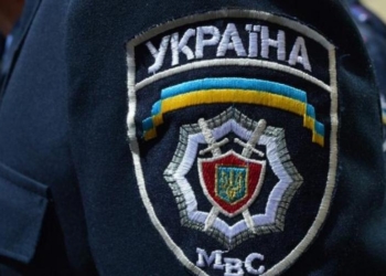 На детской площадке в Одессе застрелили мужчину