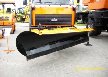 Мэрия за 1,5 миллиона гривен купила 20 отвалов для МАЗов, которые будут убирать николаевские дороги