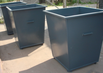 Европейские мусорные контейнеры из пластмассы в Николаеве не прижились – их почти все сожгли