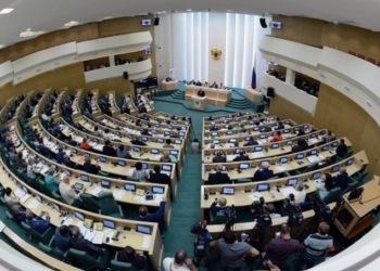 Путин запросил у Совфеда разрешение на использование российской армии за рубежом