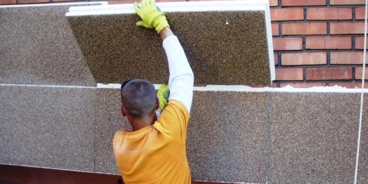 Предприятие, которое за капремонт амфитеатра в городке «Сказка» ругали николаевские депутаты, утеплит два интерната за 5 миллионов