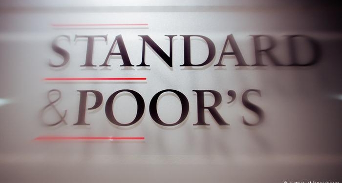 S&P повысило кредитный рейтинг Украины