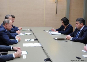 Габриэль с Путиным поговорили о транзите газа через Украину