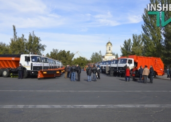 Николаевцам представили новую коммунальную технику, закупленную в этом году за счёт городского бюджета