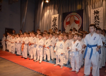 160 спортсменов из трех областей выясняли, кто же из них лучший, на 9-м открытом чемпионате Николаевщины по Киокушин каратэ