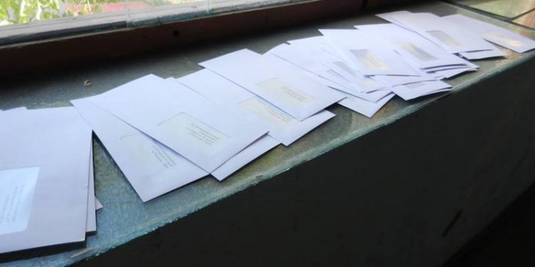 В Николаеве раскладывавших по почтовым ящикам «письма счастья» против Гранатурова задержала милиция