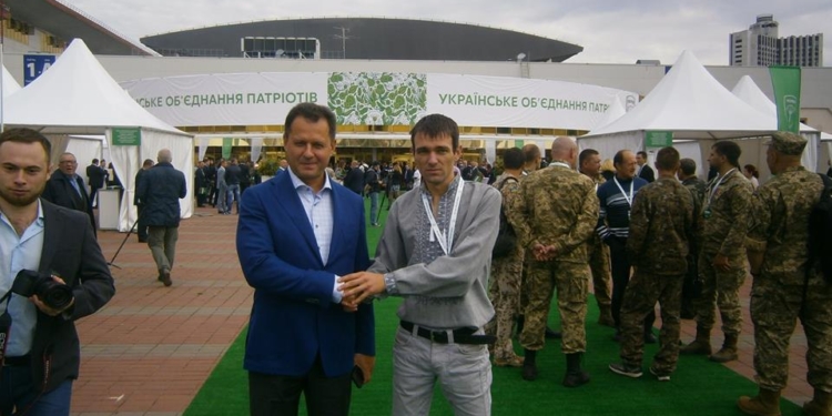 Народный депутат Тарас Батенко заявил о выходе из фракции БПП в парламенте – “в знак протеста против начавшихся политических репрессий”