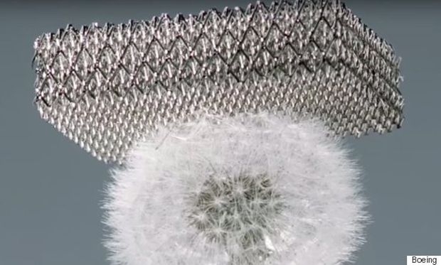 Компания Boeing представила новый, “самый легкий в мире” металл, который на 99,9% состоит из воздуха