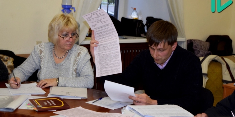 Поставим «галки-крестики» на розовом и желтом: Николаевский горизбирком утвердил 5 степеней защиты бюллетеней