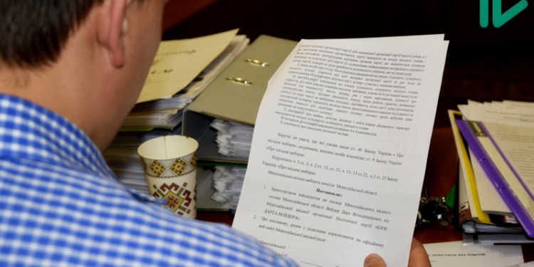 «Один, совсем один!»: Дарт Вейдер идет и в мэры Николаева, и единственным кандидатом в депутаты горсовета от «Блока Дарта Вейдера»