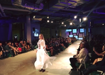 Украинский дизайнер показала этническую коллекцию на неделе моды в Чикаго