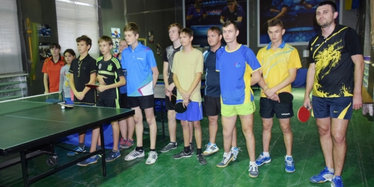 Николаевские паралимпийцы и дефлимпийцы получили от областной власти нужное для спортивных достижений оборудование