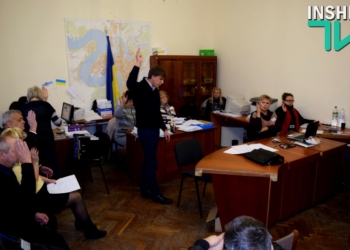 Все, финиш уже виден: Николаевский горизбирком принял от Центрального райизбиркома уточненный итоговый протокол по выборам мэра