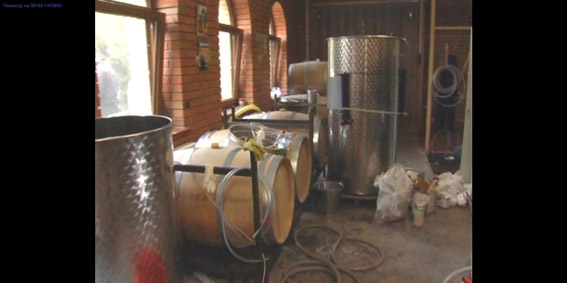 В Очаковском районе предприятие не только умыкнуло из бюджета 400 тыс.грн., а и подпольное винодельческое производство организовало