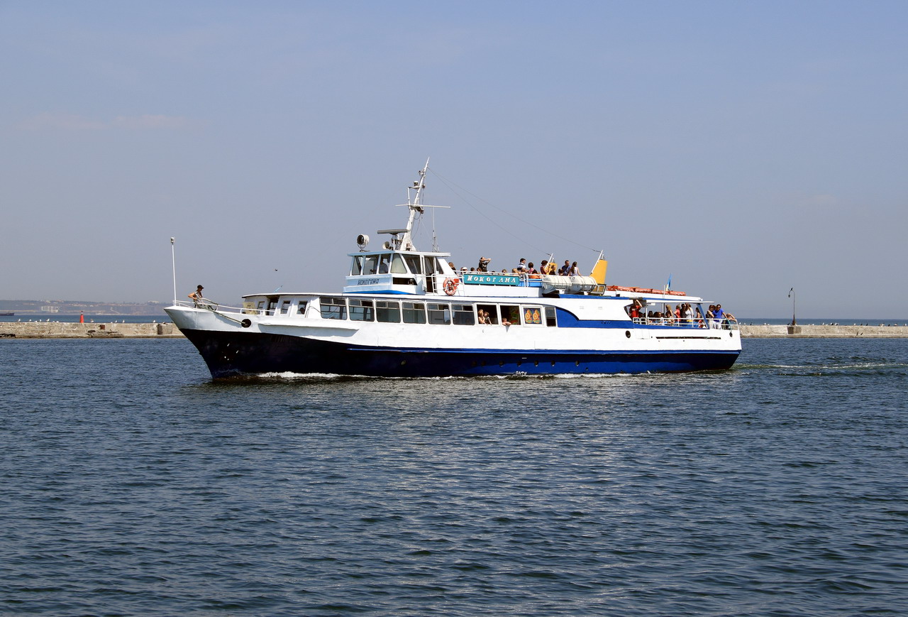 Крушение катера в Затоке. Погибло 12 человек