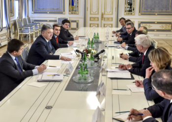 Президент встретился с послами стран «Большой семерки»