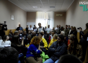 В Николаеве общественники, которых не взяли в новую полицию, заявляют, что в новой полиции будут работать бывшие милиционеры