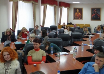 Тренинг в Николаевской ОГА: волонтерам рассказали о страхе, основных инстинктах и гибридной войне